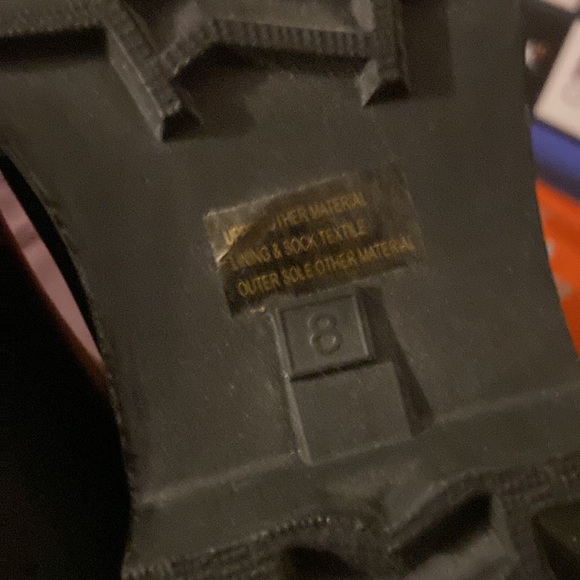Womens boots size 8 - Picture 6 of 6